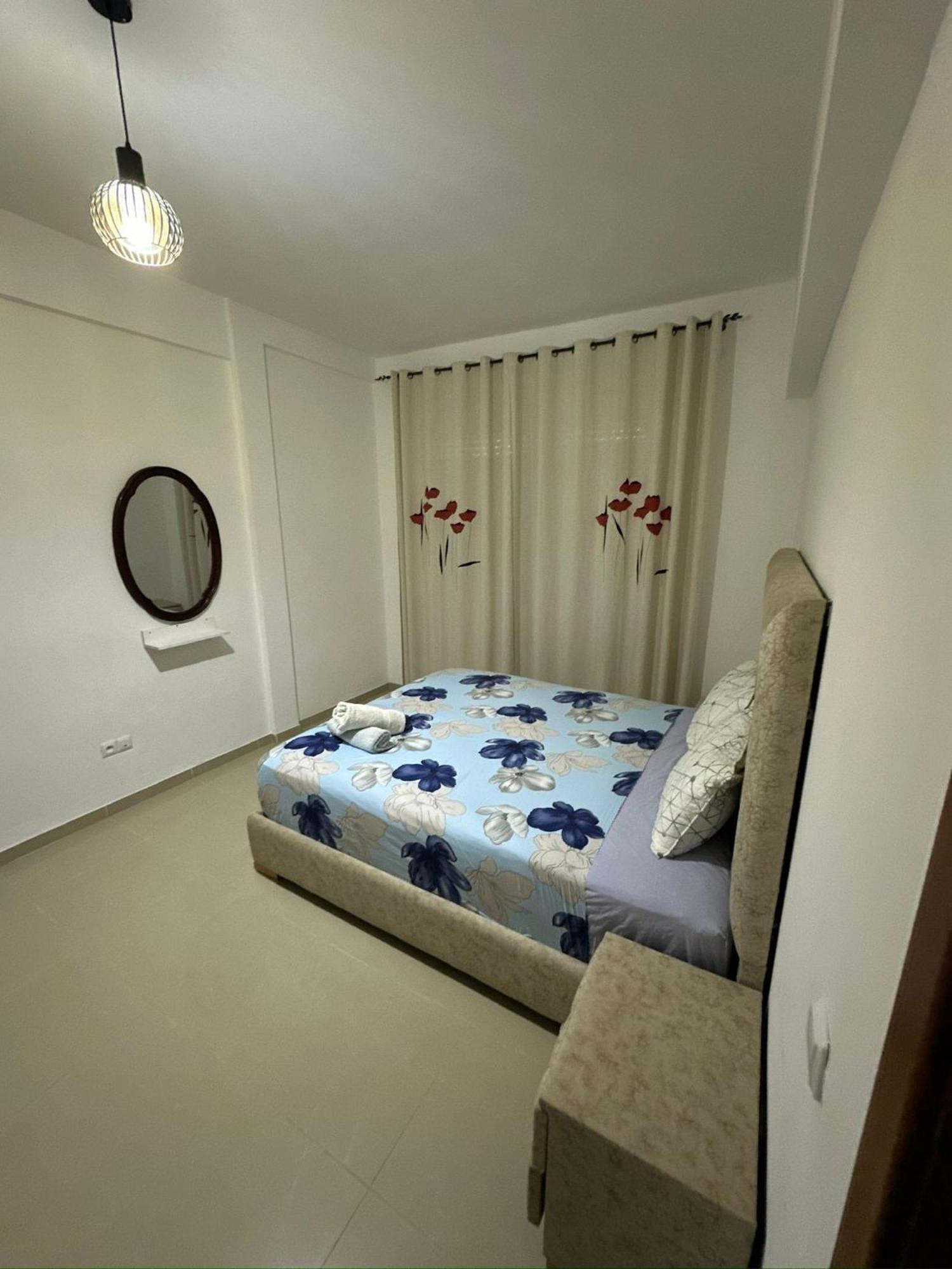 Complexe Al Massira Imm 13 N 6 Etg 2 Apartman Fnideq Kültér fotó