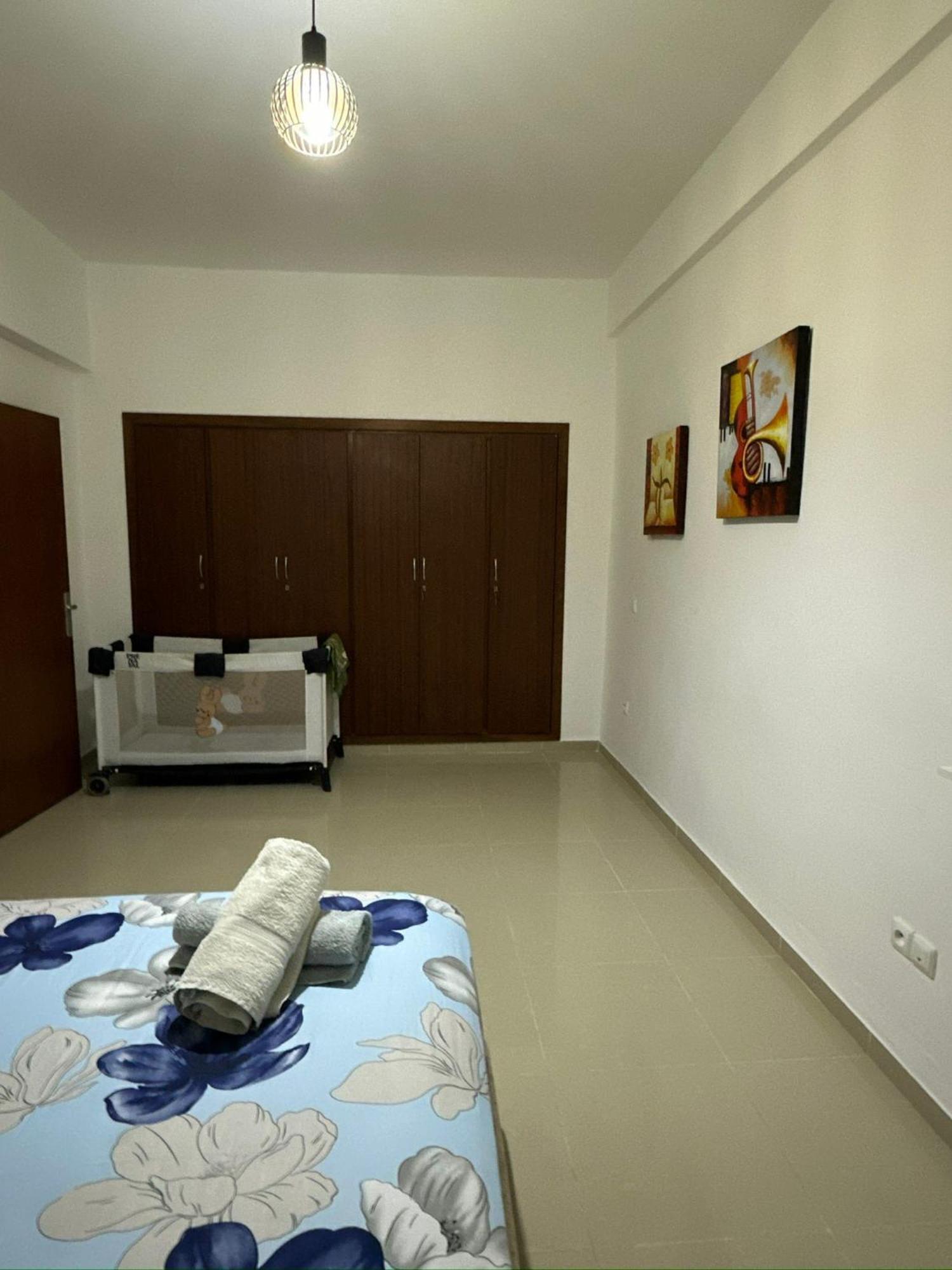 Complexe Al Massira Imm 13 N 6 Etg 2 Apartman Fnideq Kültér fotó
